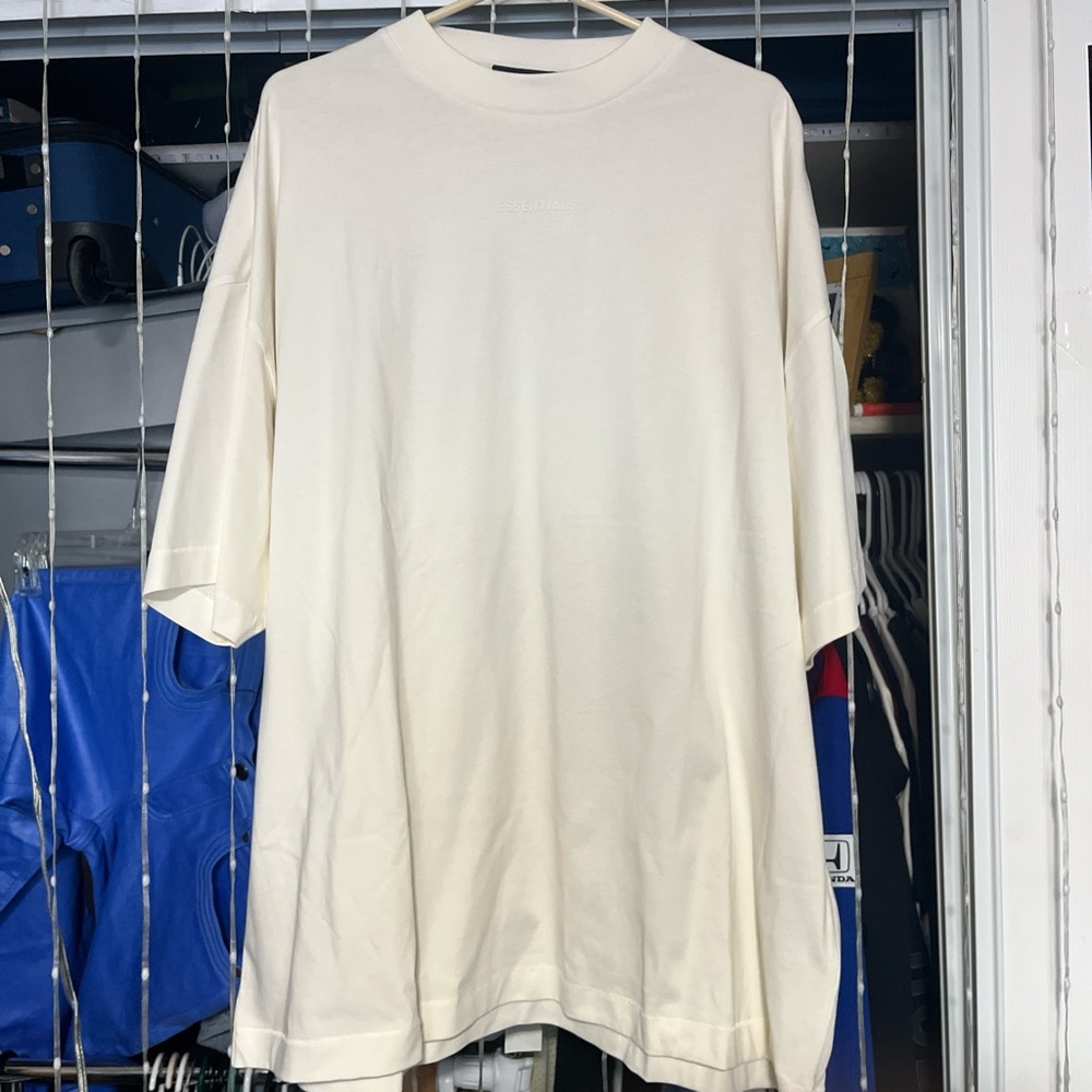 Essentials oversized medium tee